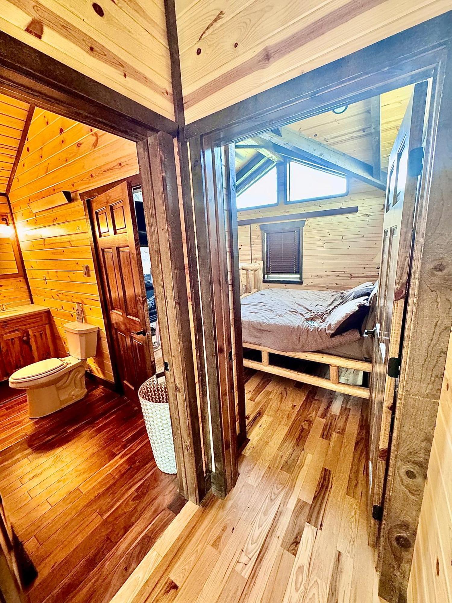 The Lodge At Devils Tower ภายนอก รูปภาพ