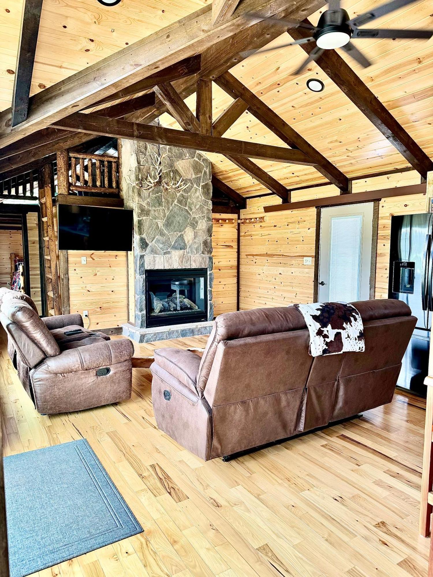 The Lodge At Devils Tower ภายนอก รูปภาพ